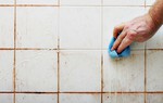 Cách hay giúp làm sạch rãnh gạch đen trong nhà tắm 