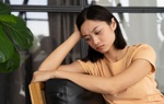 Nghe người giúp việc nhà hàng xóm khoe tiền kiếm được mà tôi muốn chuyển nghề