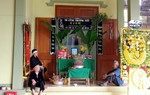 Bố vừa mất chưa được 100 ngày thì mẹ qua đời vì tai nạn, 2 đứa trẻ lâm cảnh mồ côi