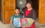 Ấm áp vòng tay "mẹ đỡ đầu" từ Nhà xuất bản Phụ nữ Việt Nam