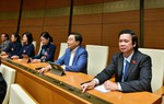 Quốc hội thông qua Luật Các tổ chức tín dụng (sửa đổi), chặn sở hữu chéo, siết quy định bán bảo hiểm