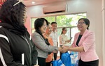 Con nuôi người Lào, Campuchia hạnh phúc khi được trải nghiệm Tết cùng các gia đình Việt