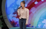Bức tranh cuộc sống đầy màu sắc của nữ sinh khiếm thị