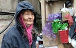 Bà lão 85 tuổi bị tố "ngày đi ăn xin, tối về biệt thự" từng là giáo viên Văn và làm việc tại tòa soạn báo