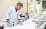 Thay khớp háng thành công cho 2 cụ bà trên dưới 100 tuổi