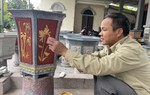 Nghề đúc chậu cảnh xi măng tất bật vào mùa dịp cận Tết Nguyên đán