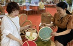 Thị trường quà Tết trầm lắng, nữ doanh nhân “bắt tay” tung chiêu tiêu thụ sản phẩm 