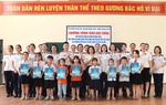 Phụ nữ Cảnh sát biển trao học bổng cho học sinh có hoàn cảnh khó khăn