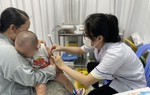 Hà Nội khởi động chiến dịch tiêm vắc xin phòng dịch sởi