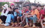 Cô gái "gieo" ước mơ bóng đá đến trẻ em vùng cao