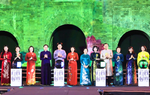 Lễ hội Áo dài du lịch Hà Nội năm 2024 gợi nhớ những tháng năm hào hùng