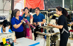 Phụ nữ Bắc Giang tập huấn và thăm mô hình xây dựng nông thôn mới tại Hòa Bình