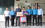 Tình người dưới "Mái ấm Công đoàn"