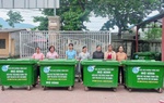 Hội LHPN Hòa Bình nhân rộng mô hình "Phụ nữ tiết kiệm mua bảo hiểm y tế vì sức khỏe gia đình"