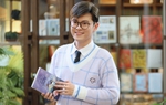 Nhà văn triệu bản Anh Khang bước qua nước mắt để trưởng thành