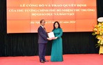 Trao Quyết định của Thủ tướng điều động, bổ nhiệm nữ Thứ trưởng Bộ Giáo dục & Đào tạo