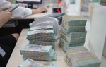 Đầu năm nên gửi tiết kiệm ngân hàng nào?