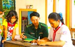2.825 trẻ hoàn cảnh khó khăn đang được Bộ đội Biên phòng đỡ đầu, nhận nuôi