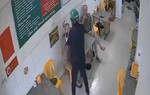 Khởi tố vụ đổ xăng lên đầu "tình địch" rồi châm lửa đốt