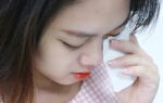 Con gái buồn tủi khi suốt ngày bị mẹ nói xấu 