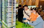 Nghịch lý thị trường bất động sản: Nguồn cung tăng 
nhưng khan hiếm nhà cho người thu nhập trung bình