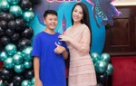 Á hậu Thụy Vân: Mong con luôn giữ trái tim lạc quan, đầy yêu thương