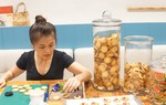"Chiếc bánh trao tay - giúp ngay người khó"