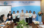 Đảng ủy Cơ quan TƯ Hội LHPN Việt Nam trao giải Cuộc thi tìm hiểu về Nữ tướng khăn rằn Nguyễn Thị Định