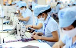 Trong năm 2024, người lao động làm việc bao lâu sẽ được tăng lương?