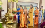 Phụ nữ Đồng Tháp dâng hương, viếng mộ Cụ Phó bảng Nguyễn Sinh Sắc 