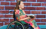 Người phụ nữ khuyết tật khiến vỏ ốc nở hoa