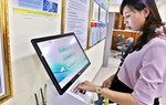 Sáp nhập xã, phường, người dân Hà Nội đổi giấy tờ thế nào?