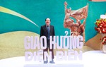 Nhà thơ Hữu Thỉnh ra mắt trường ca “Giao hưởng Điện Biên”