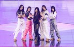 Lộ bằng chứng HYBE "ghẻ lạnh" NewJeans ngay giữa bão scandal đấu tố?