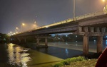 Nghi phạm ma túy chết đuối sau khi nhảy sông để bỏ trốn