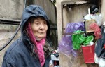 Bà lão có nhà biệt thự tiền tỷ ở Hà Nội đi xin tiền không trở về được đưa vào trung tâm bảo trợ xã hội