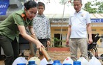 Mang nước ngọt "cứu khát" cho bà con vùng hạn mặn