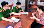 Người phụ nữ lớn tuổi suýt mất tiền vì tin lời công an "dỏm"