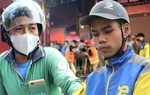 Vụ hỏa hoạn khiến 14 người tử vong: Tình người tài xế xe công nghệ