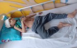 44 tuổi mới được làm cha, người đàn ông chưa kịp vui mừng thì phát hiện con mắc bệnh quái ác