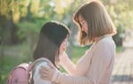 "Gõ cửa" bước vào thế giới của con