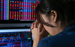 Cổ phiếu công nghệ, ngân hàng lao đốc trong phiên VN-Index mất 28 điểm