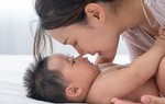 Đi làm sớm sau khi sinh con, có bị cắt tiền chế độ thai sản?