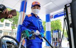 Giá xăng điều chỉnh giảm sau 4 lần tăng liên tiếp
