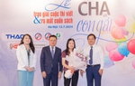 PGS.TS Lưu Khánh Thơ, NSND Hoàng Cúc đoạt giải cuộc thi viết "Cha và con gái"