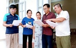 "Các thành viên Tổ Truyền thông cộng đồng còn khó khăn nhưng vẫn động viên nhau hoàn thành nhiệm vụ"