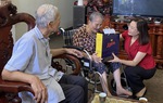 Hội LHPN Quảng Ninh thăm, tặng quà người có công với cách mạng và gia đình chính sách