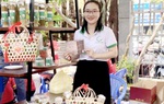 Kết hợp chả mực với ống tre để khởi nghiệp