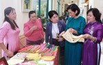 Nữ doanh nhân Việt, Lào, Campuchia kết nối, giới thiệu sản phẩm