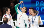 Olympic Paris: Nữ võ sĩ gây tranh cãi giới tính giành Huy chương vàng quyền anh